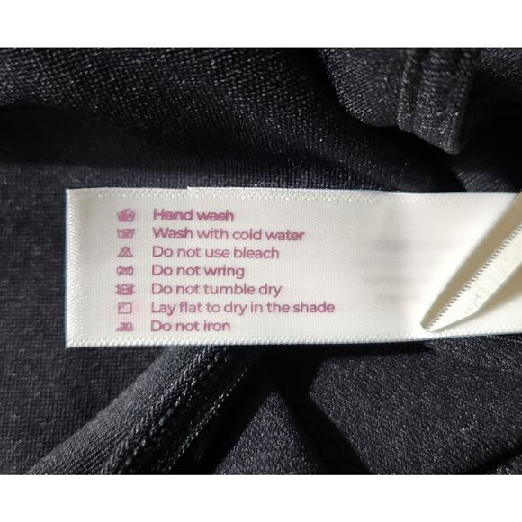 Curveez Incredibly Slimming Cami Tank Top in Black High Compression Size 2XL New - Picture 11 of 12